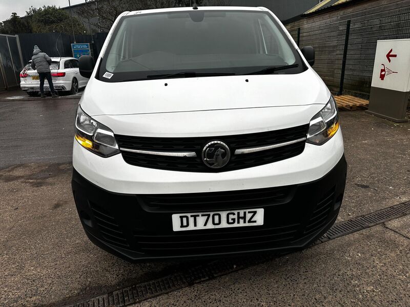 VAUXHALL VIVARO