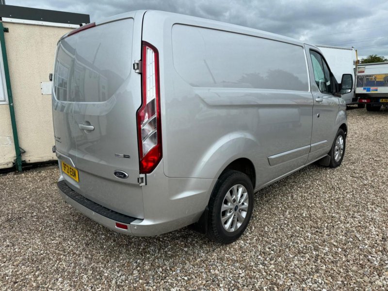 FORD TRANSIT CUSTOM