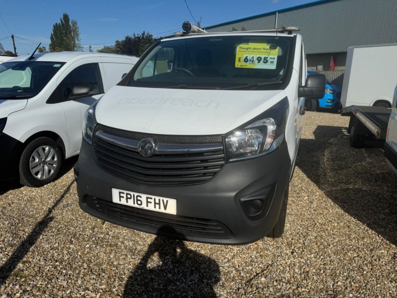VAUXHALL VIVARO