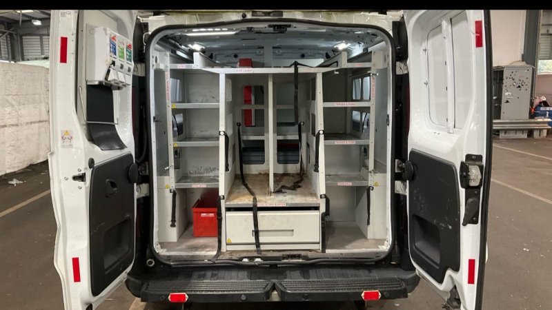 VAUXHALL VIVARO