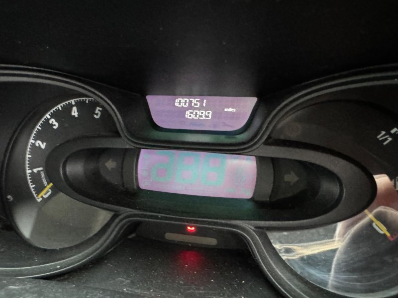 VAUXHALL VIVARO