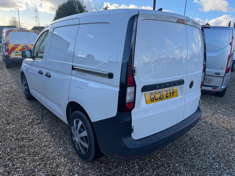 VOLKSWAGEN CADDY