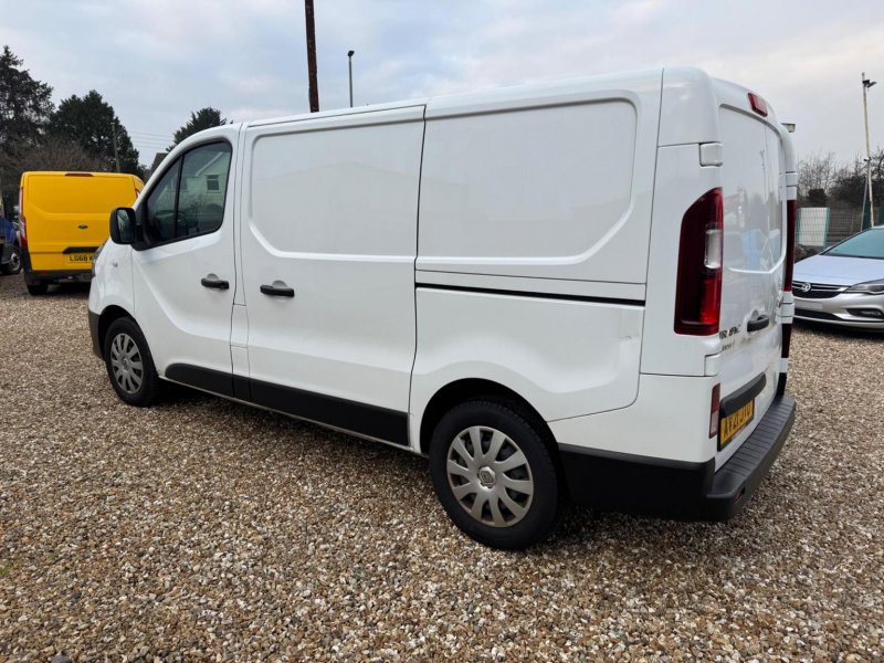 RENAULT TRAFIC