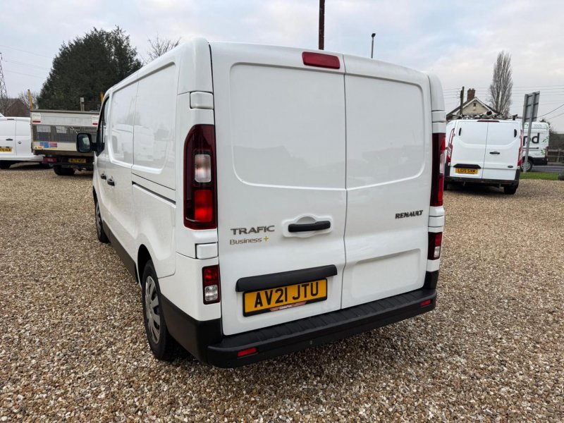 RENAULT TRAFIC