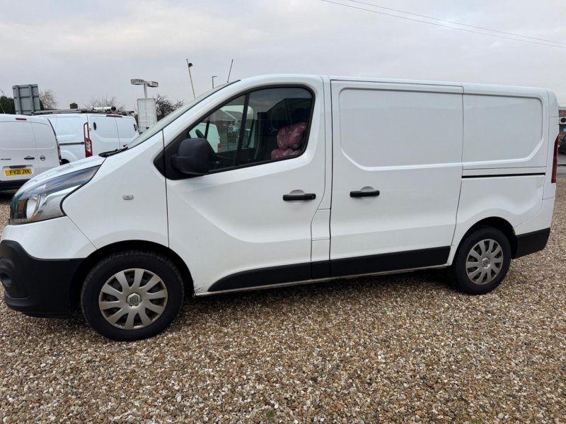 RENAULT TRAFIC