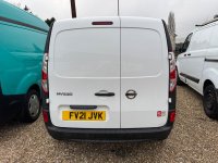 NISSAN NV250