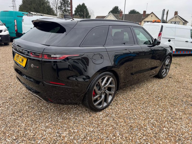 LAND ROVER RANGE ROVER VELAR