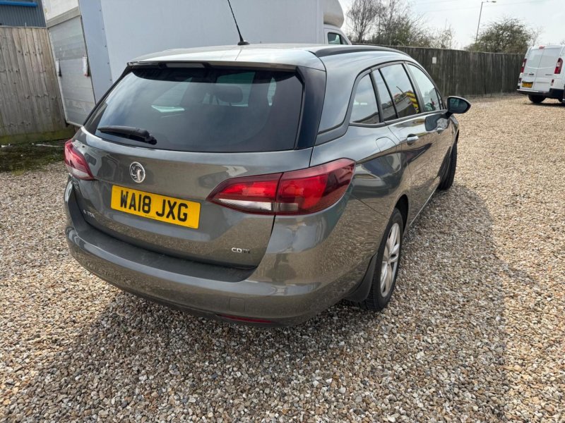 VAUXHALL ASTRA