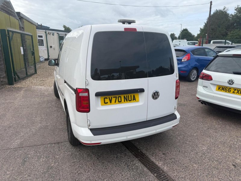 VOLKSWAGEN CADDY