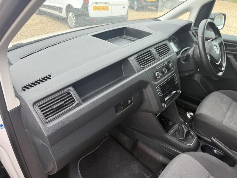 VOLKSWAGEN CADDY
