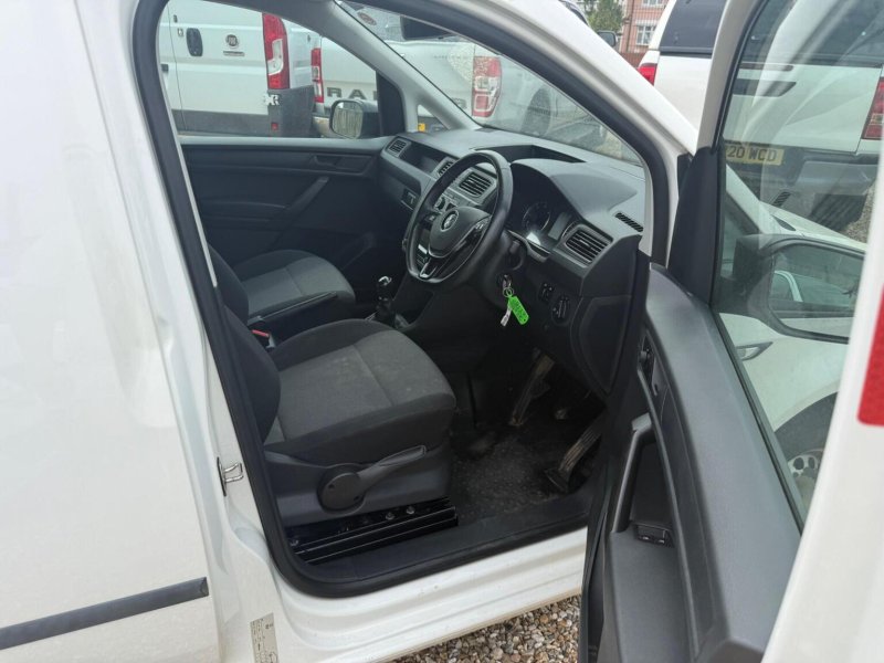 VOLKSWAGEN CADDY